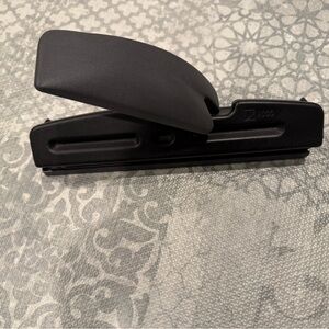 AMAZING CLASSIC VINTAGE ACCO THREE-HOLE PUNCH - one-touch design